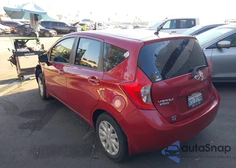 2015 Nissan Versa Note S Plus z USA, uszkodzony, nr VIN 3N1CE2CP1FL351582